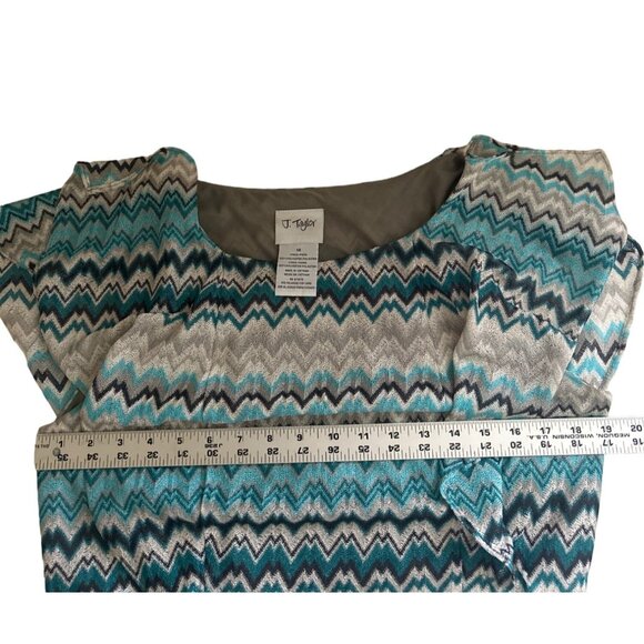 J. Taylor Women's Zigzag Pattern Dress Size 14 100% Polyester Teal & Gray Lined - Picture 7 of 11